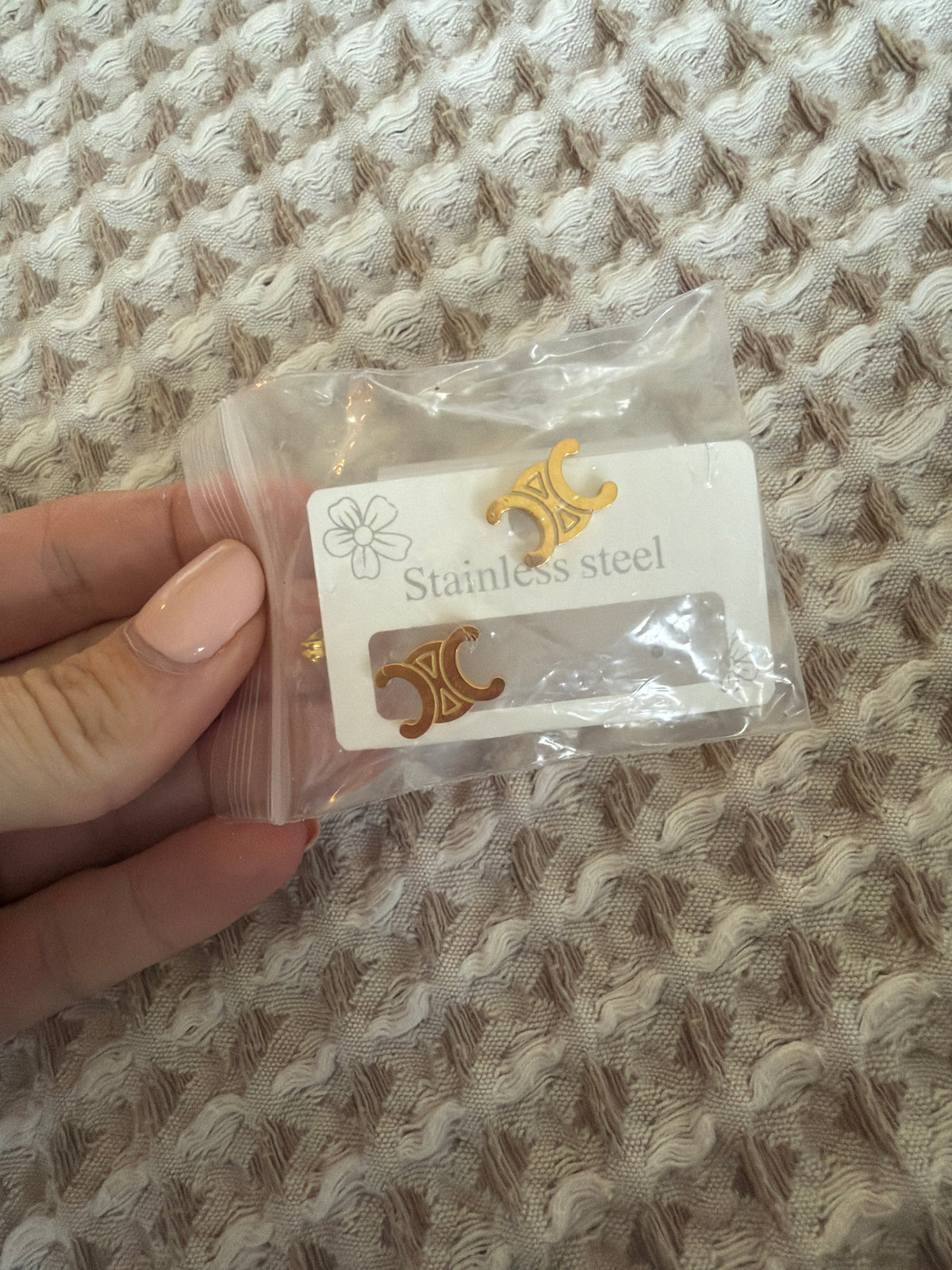 Earrings gold