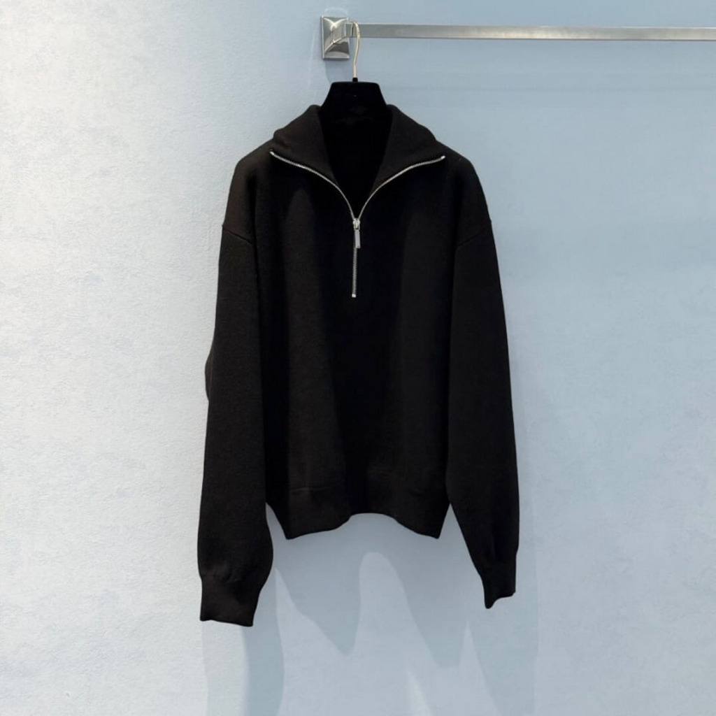 Zip pull