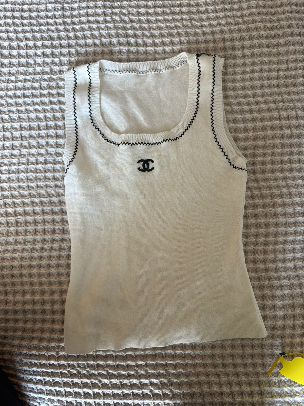 Top white