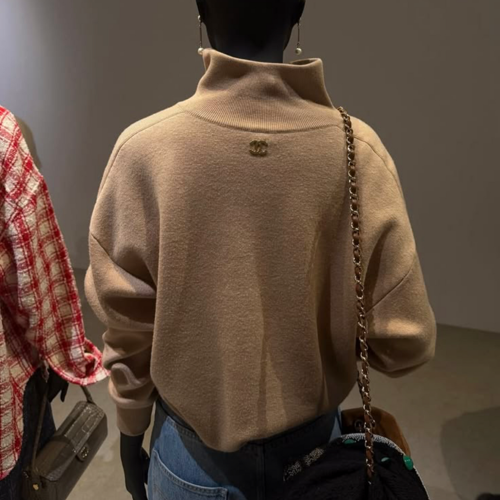 Zip pull