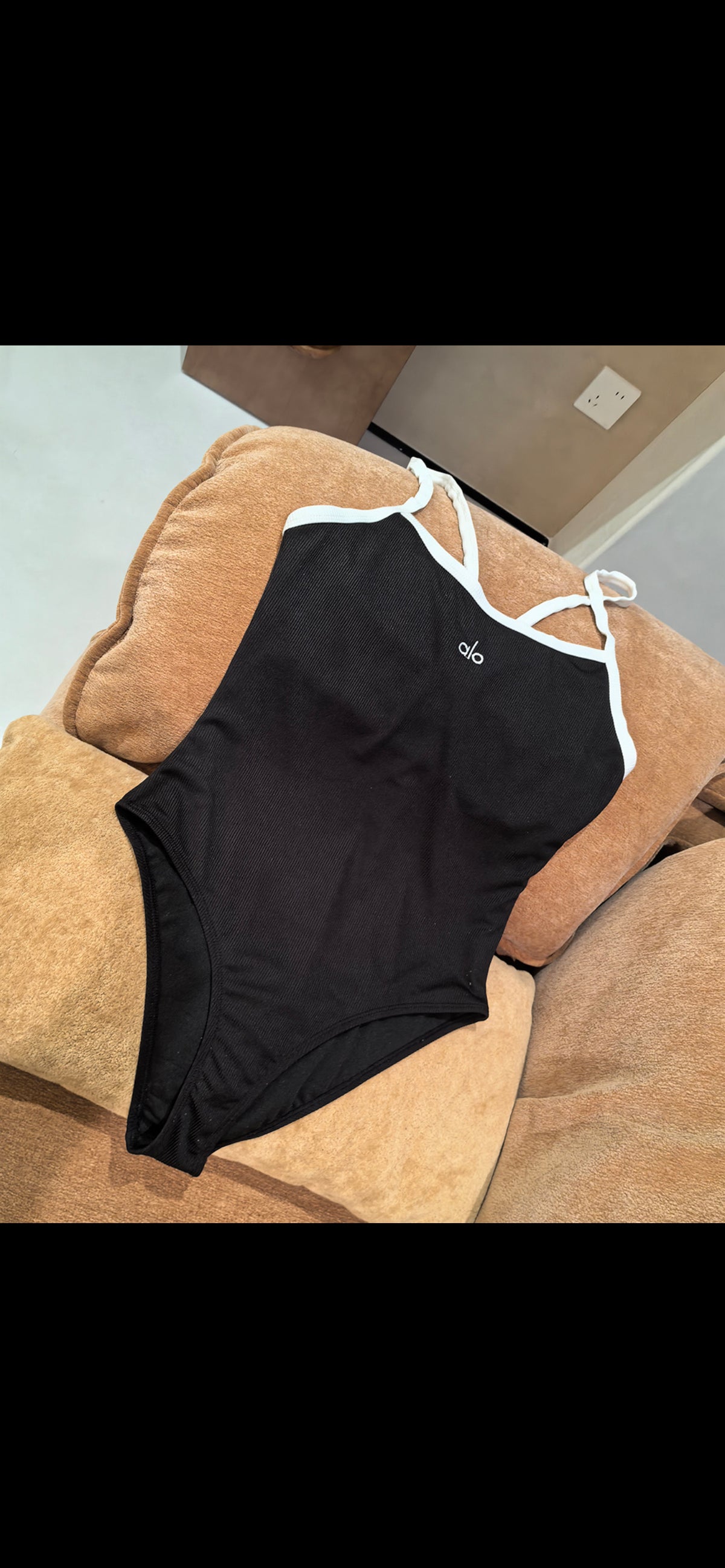 AL suit