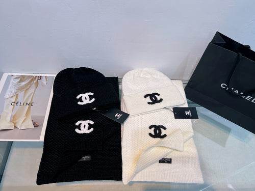 Beanie & scarf set