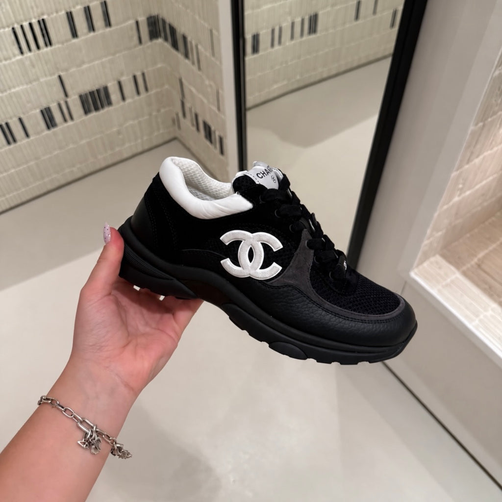 Black white sneakers