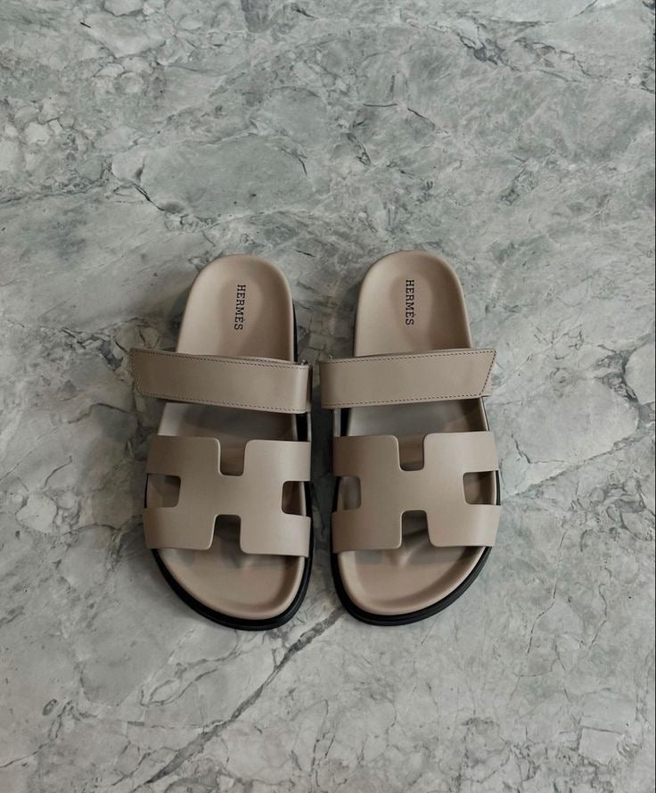 CHYP slides leather
