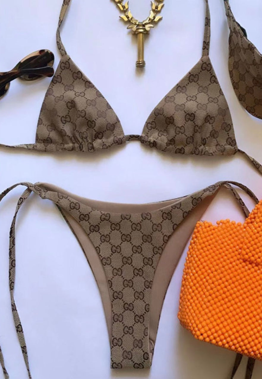 GG bikini