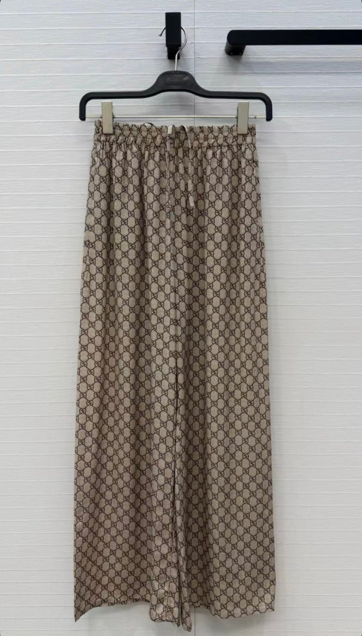 Loose fit pants