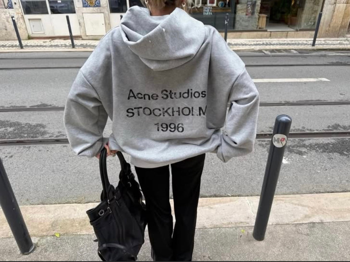 STUDIO HOODIE
