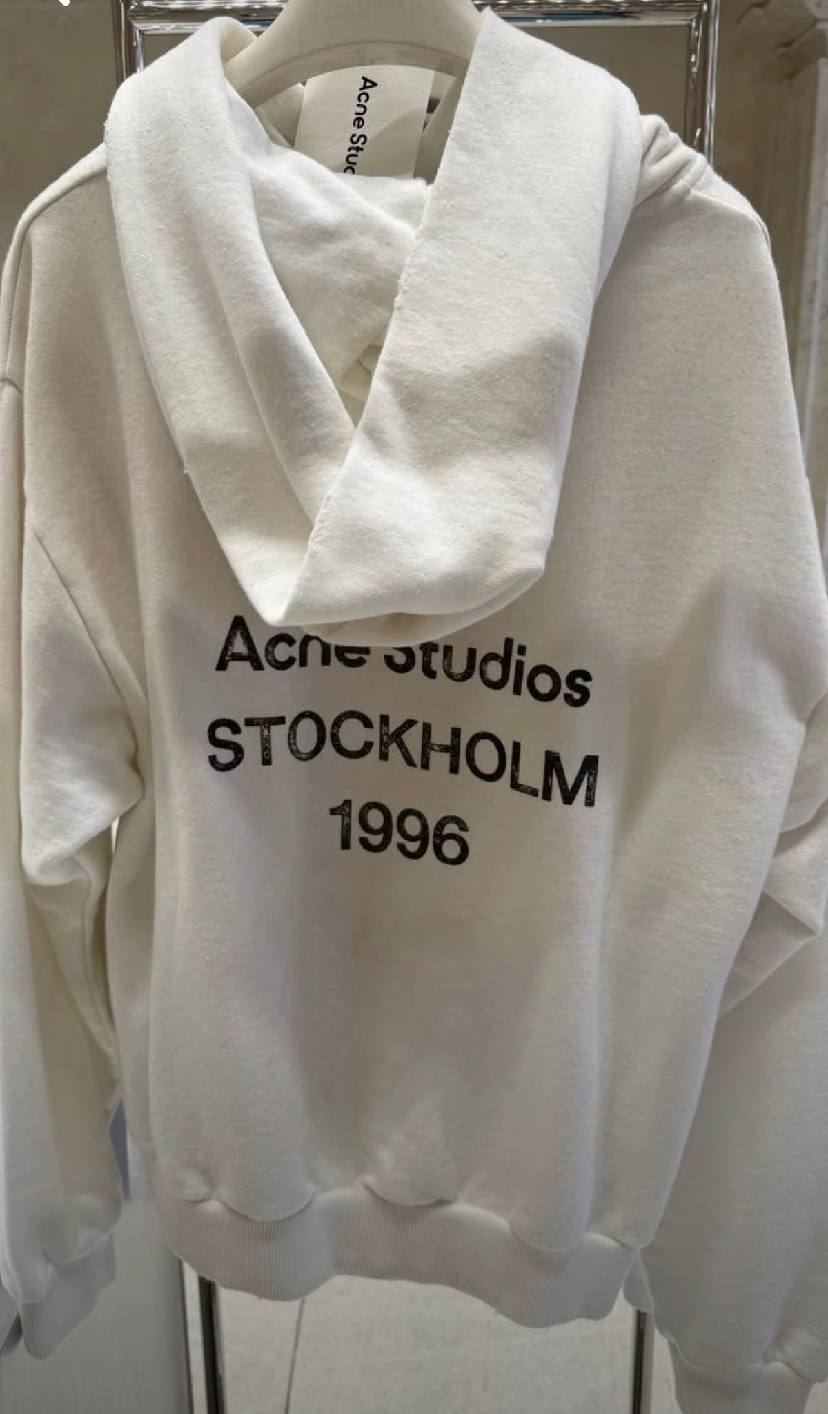STUDIO HOODIE