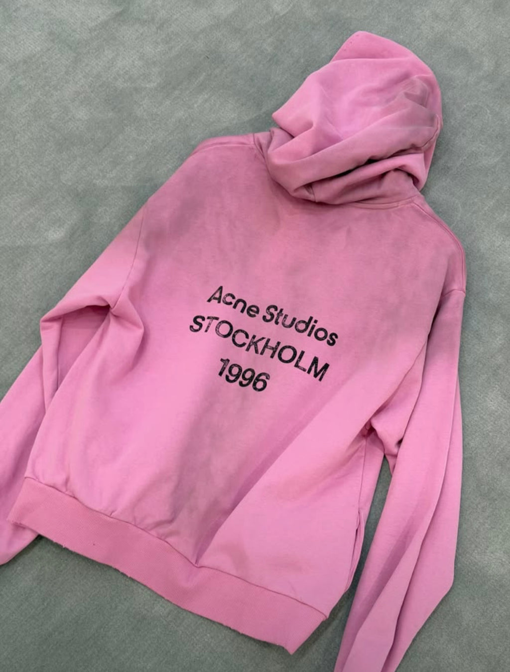 STUDIO HOODIE