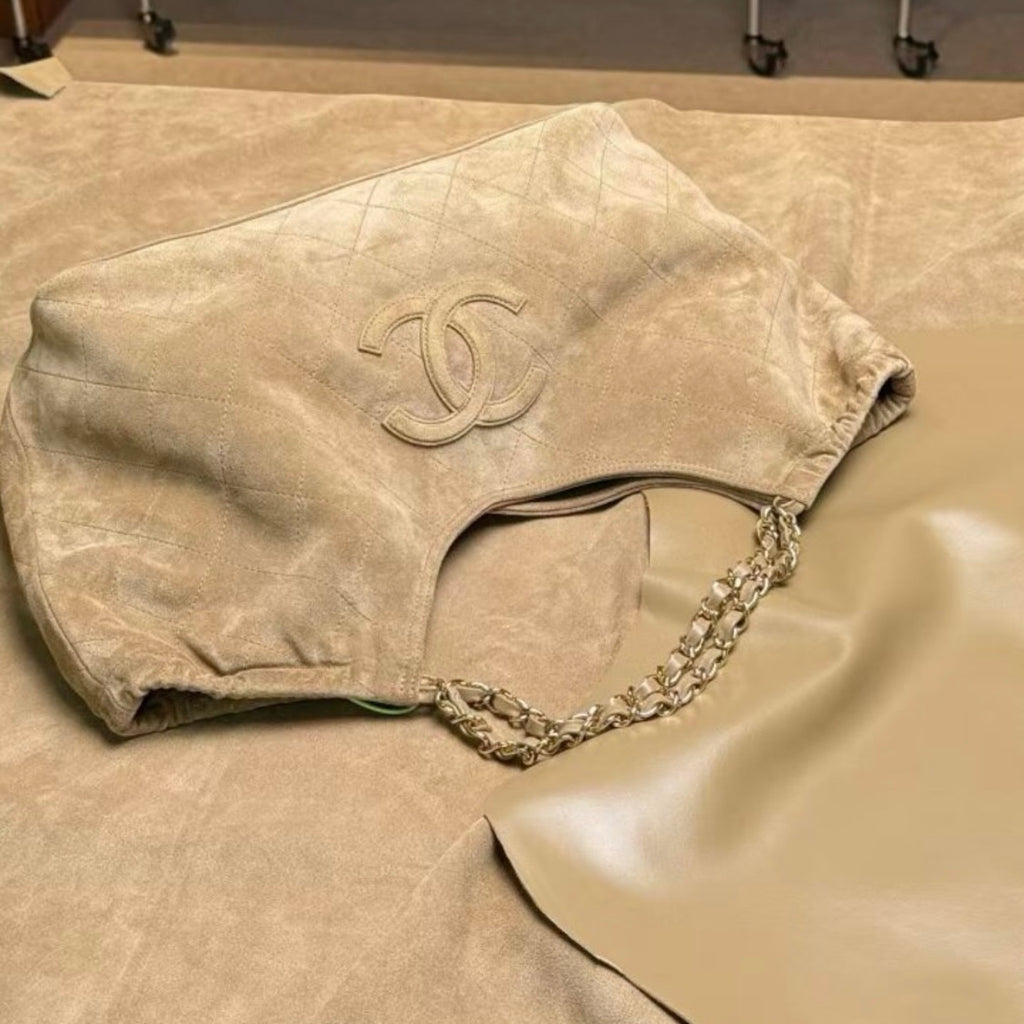 Sued shopper bag