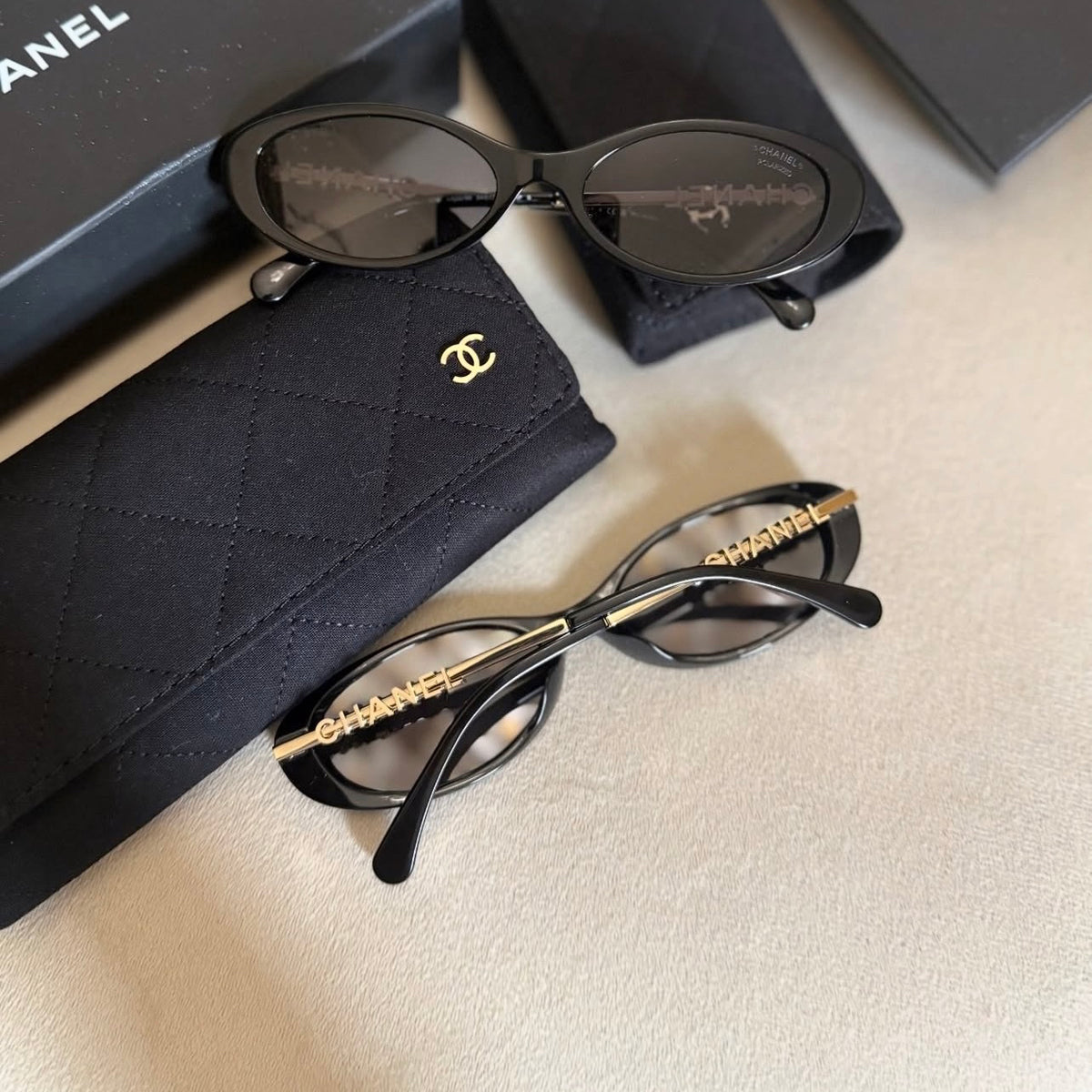 Timeless elegant SUNNIES