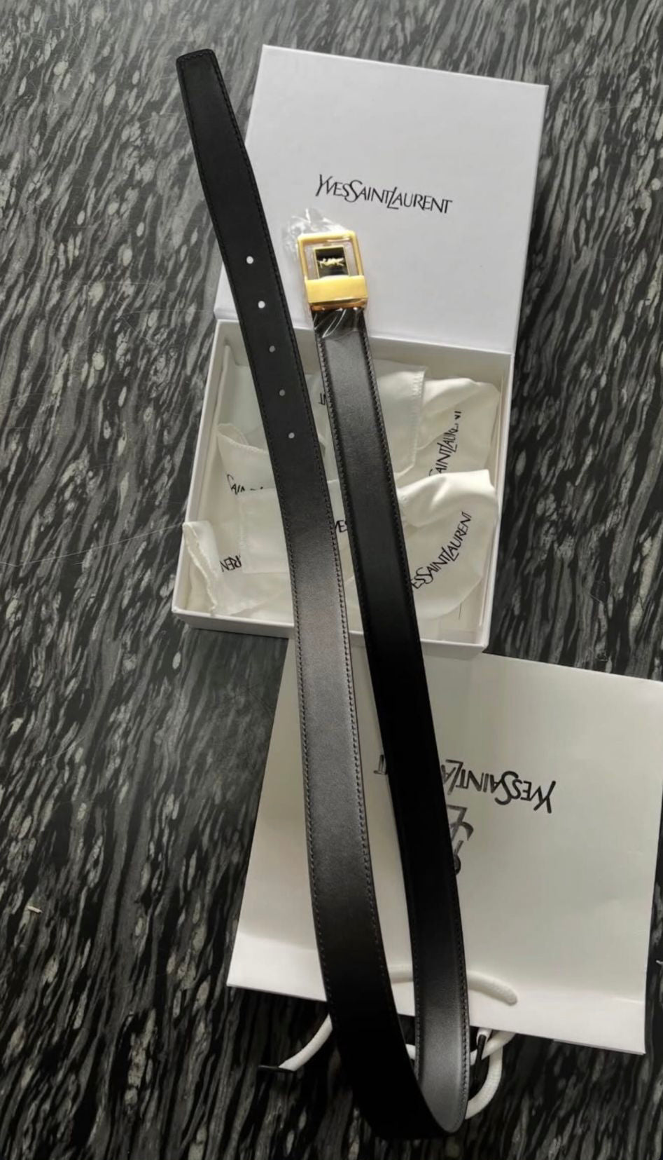 Yv Belt leather with box